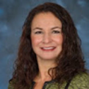 Meet your Posher, Laura u